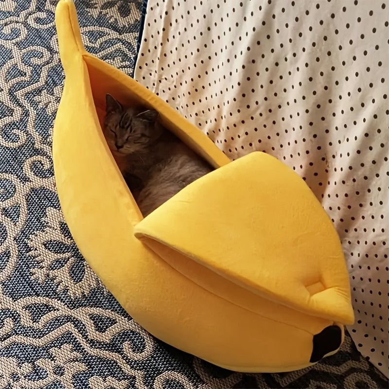 Banana Cat Bed – Cozy Semi-Enclosed Plush Hideaway for Cats up to 8kg - TopCat.BG