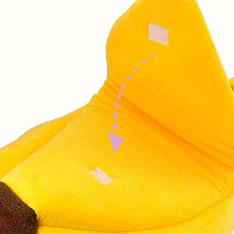 Banana - Shaped Cat Bed for Cats up to 5kg – Winter Warm, Anti - Cold, Cute Semi - Enclosed Design, Detachable, All - Season Use, Made with Soft Polyester and Polyester Fiber Filling - TopCat.BG
